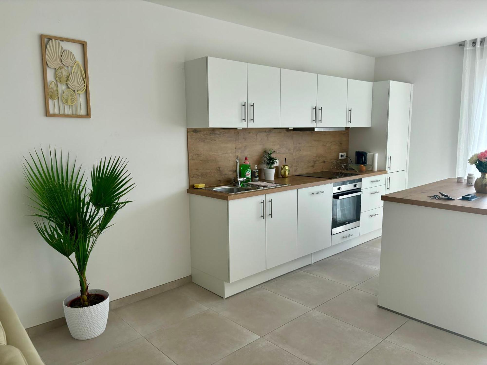 2 Bedrooms Luxury Apartment - Guillemins Λιέγη Εξωτερικό φωτογραφία